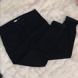 Mid-Rise Super Skinny Jeans